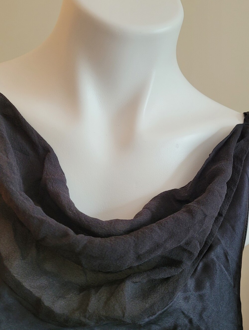 Victoria's Secret Silk Medium Black Silk Slip Negligee - Picture 4 of 5